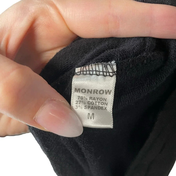 Monrow Classic Black Crewneck Pullover Sweatshirt Size‎ Medium - Picture 8 of 9
